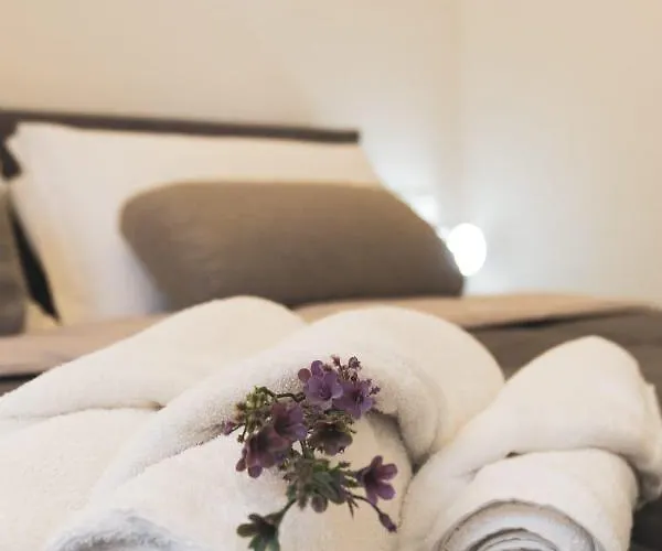 Il Giardino Nella Casa Storta